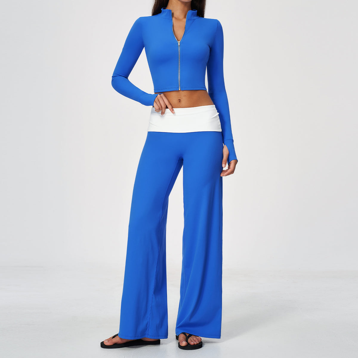 Conjunto deportivo para mujer Cobalt Sculpt al por mayor