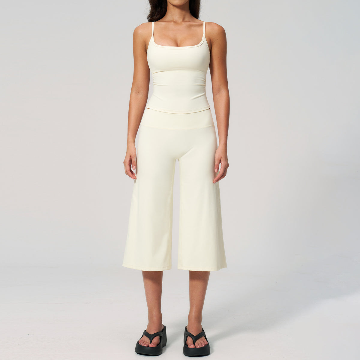 Conjunto de ropa deportiva de tacto suave para mujer al por mayor