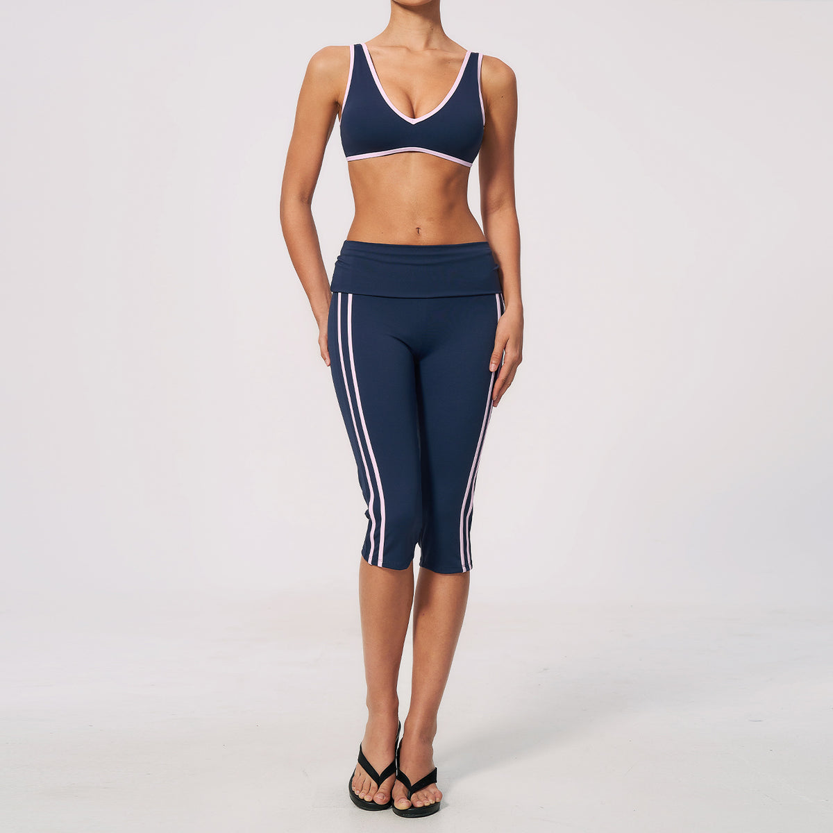 Conjunto de ropa deportiva moldeadora color salvia para mujer al por mayor