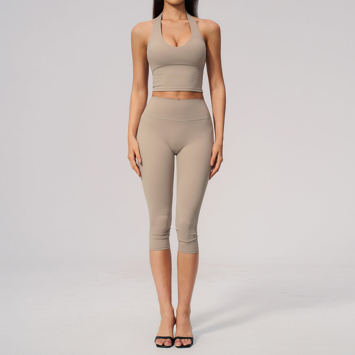 Wholesale Women's Chic Performance Activewear Set