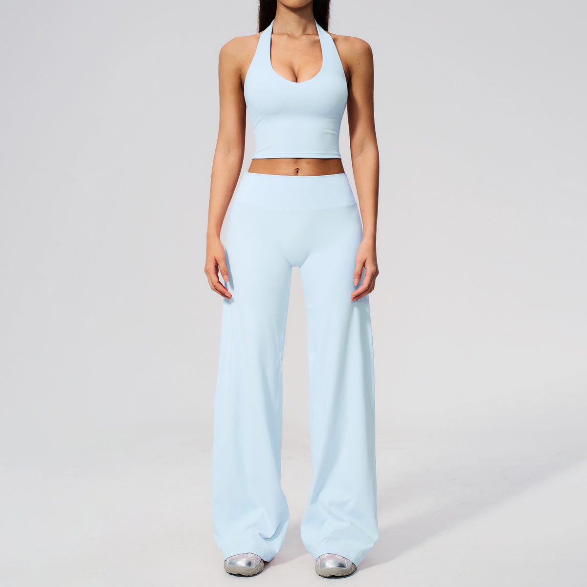 Wholesale Women's Chic Training Activewear Set