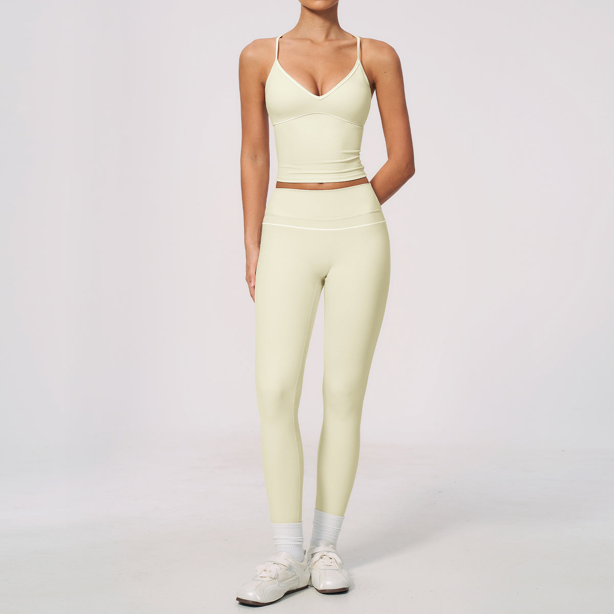 Conjunto de ropa deportiva Peak Flex para mujer al por mayor