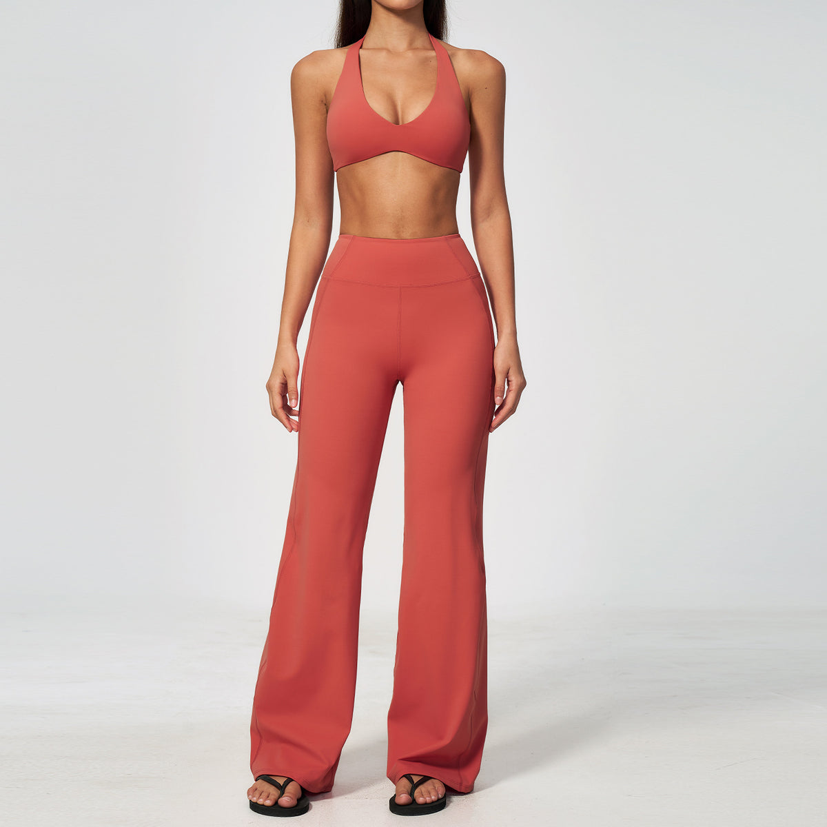Wholesale Women's Chic Flex Activewear Set