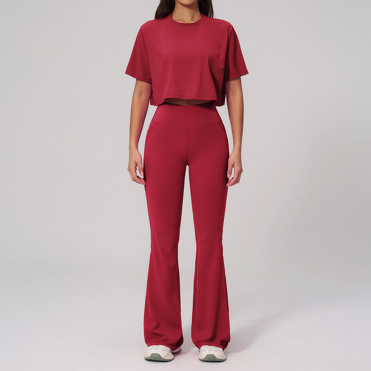 Conjunto de ropa deportiva entallada para mujer al por mayor