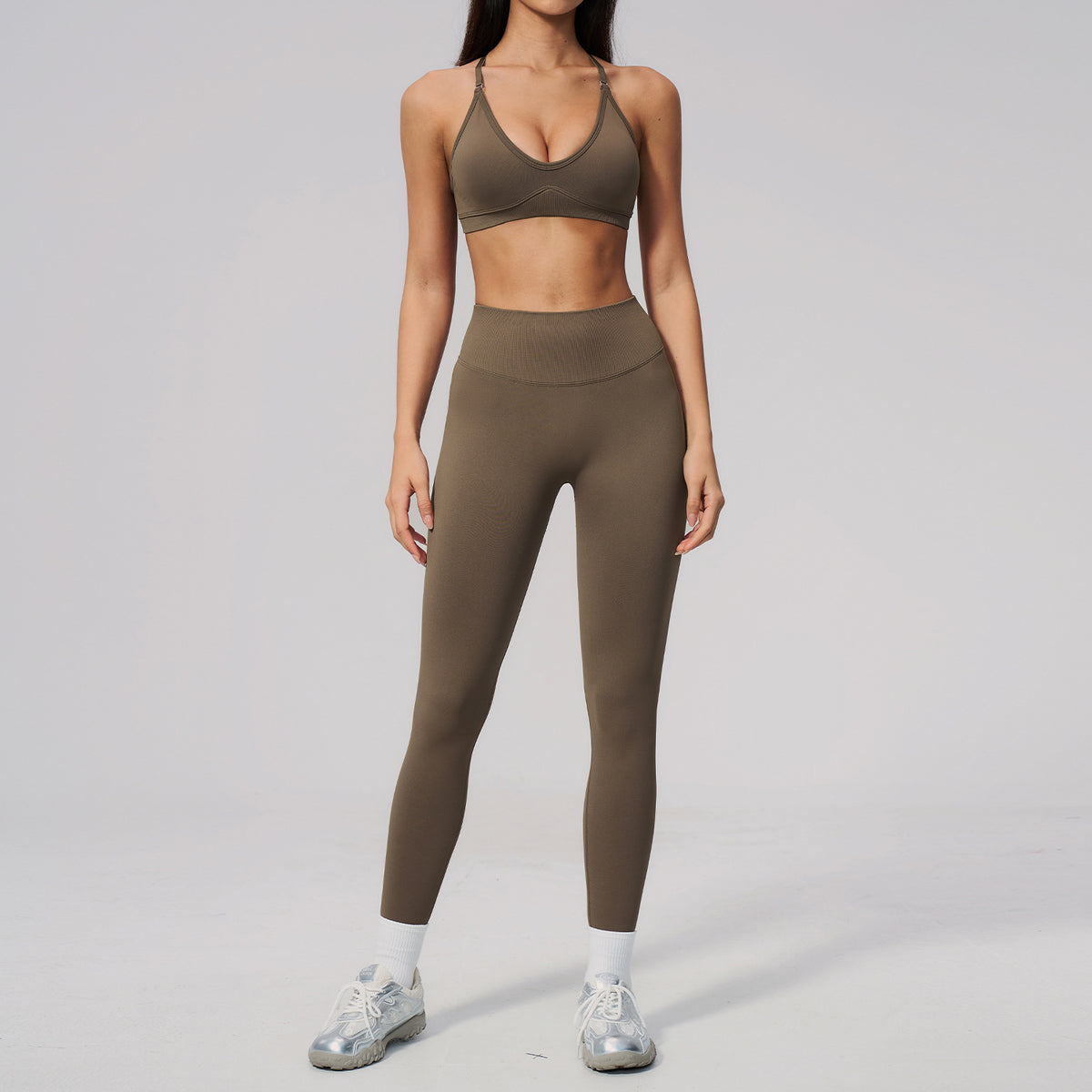 Conjunto de ropa deportiva para mujer Pulse al por mayor