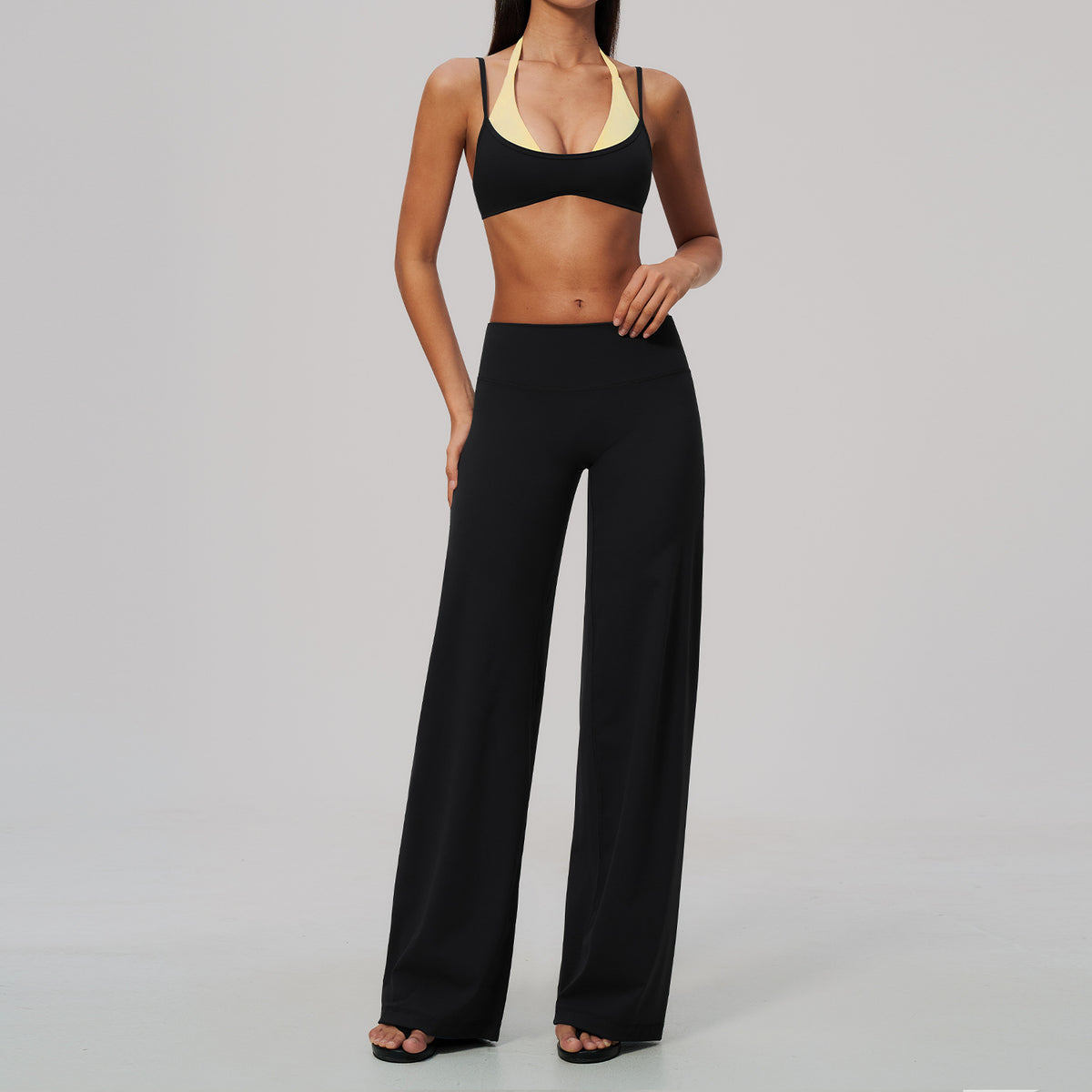 Conjunto de ropa deportiva Willow Motion para mujer al por mayor