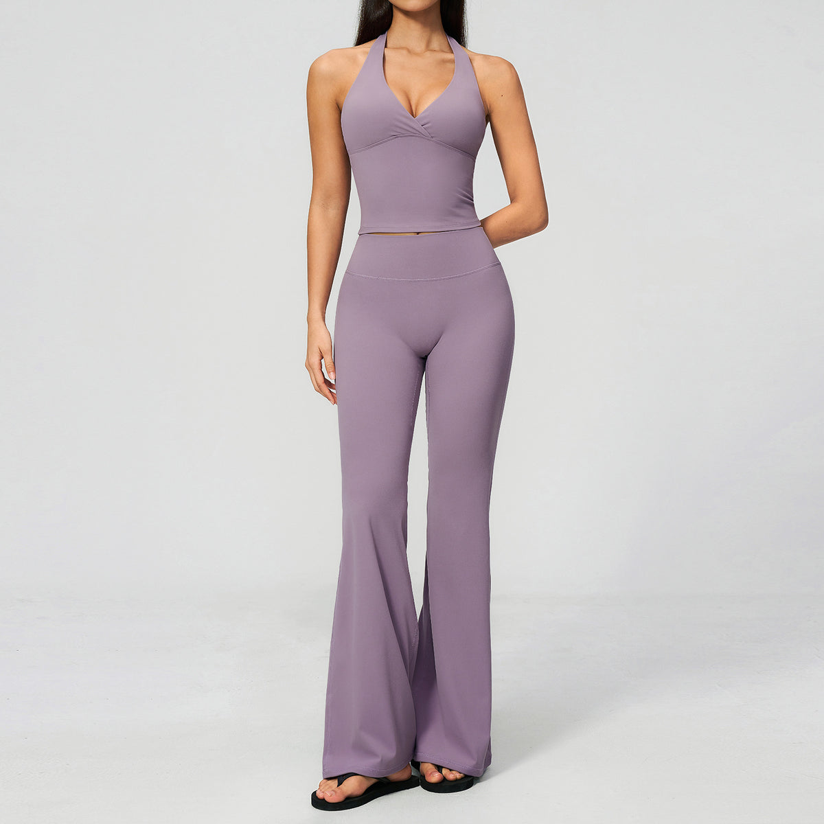 Conjunto de ropa deportiva contorneada para mujer al por mayor