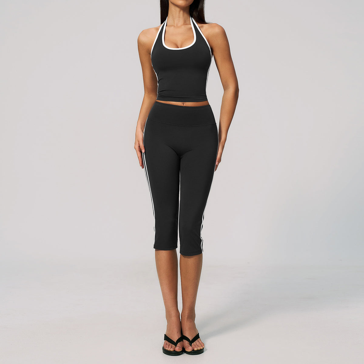Wholesale Women's Dynamic Activewear Set