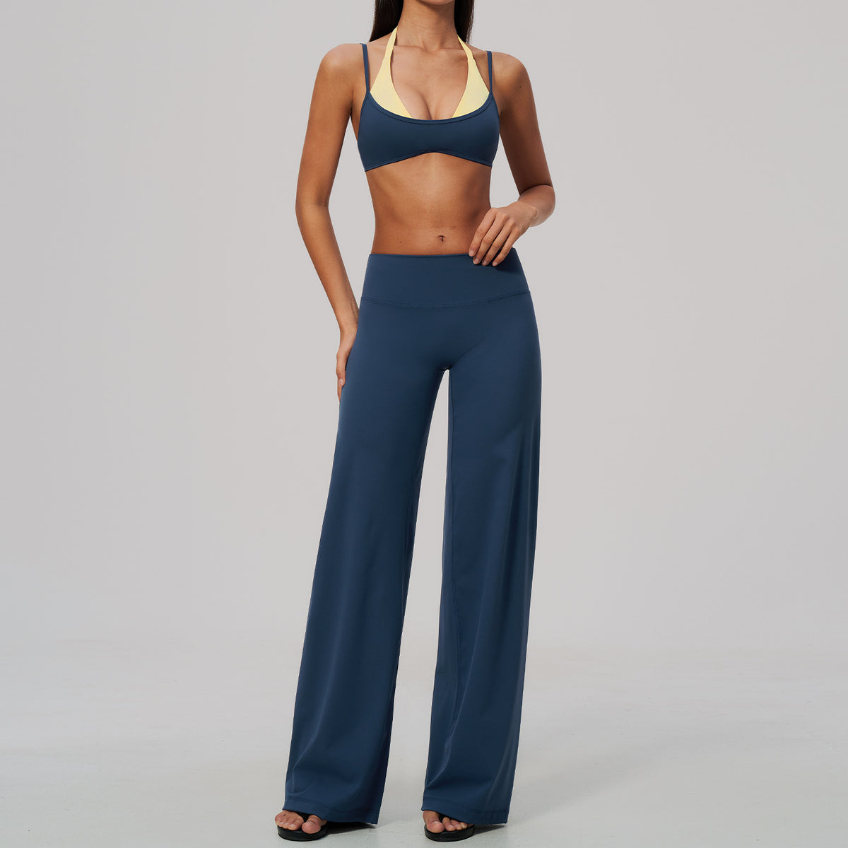Conjunto de ropa deportiva Willow Motion para mujer al por mayor