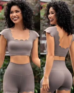 Wholesale Women beautiful vest with short set