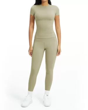 Wholesale Women's Breathable Seamless Activewear Set