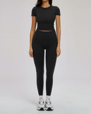 Wholesale Women's Seamless Fitness Activewear Set