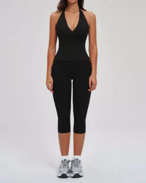 Wholesale Women's Seamless Studio Activewear Set - Vest + Mid