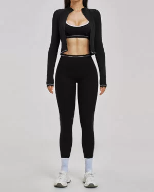 Wholesale Women's Sport Essential Activewear Set
