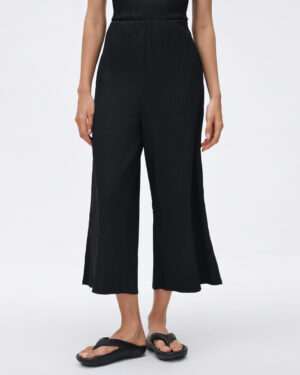 Wholesale Women's Lightweight Activewear Loose Pants