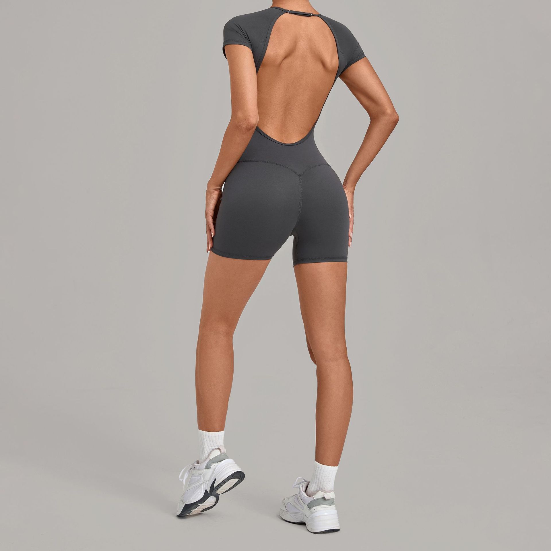 O1CN01D9u6vB1R7p1OcMQ9R_2200563202065-0-cib-4.jpg