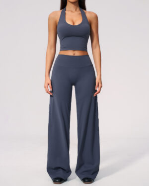 Wholesale Women's Chic Training Activewear Set